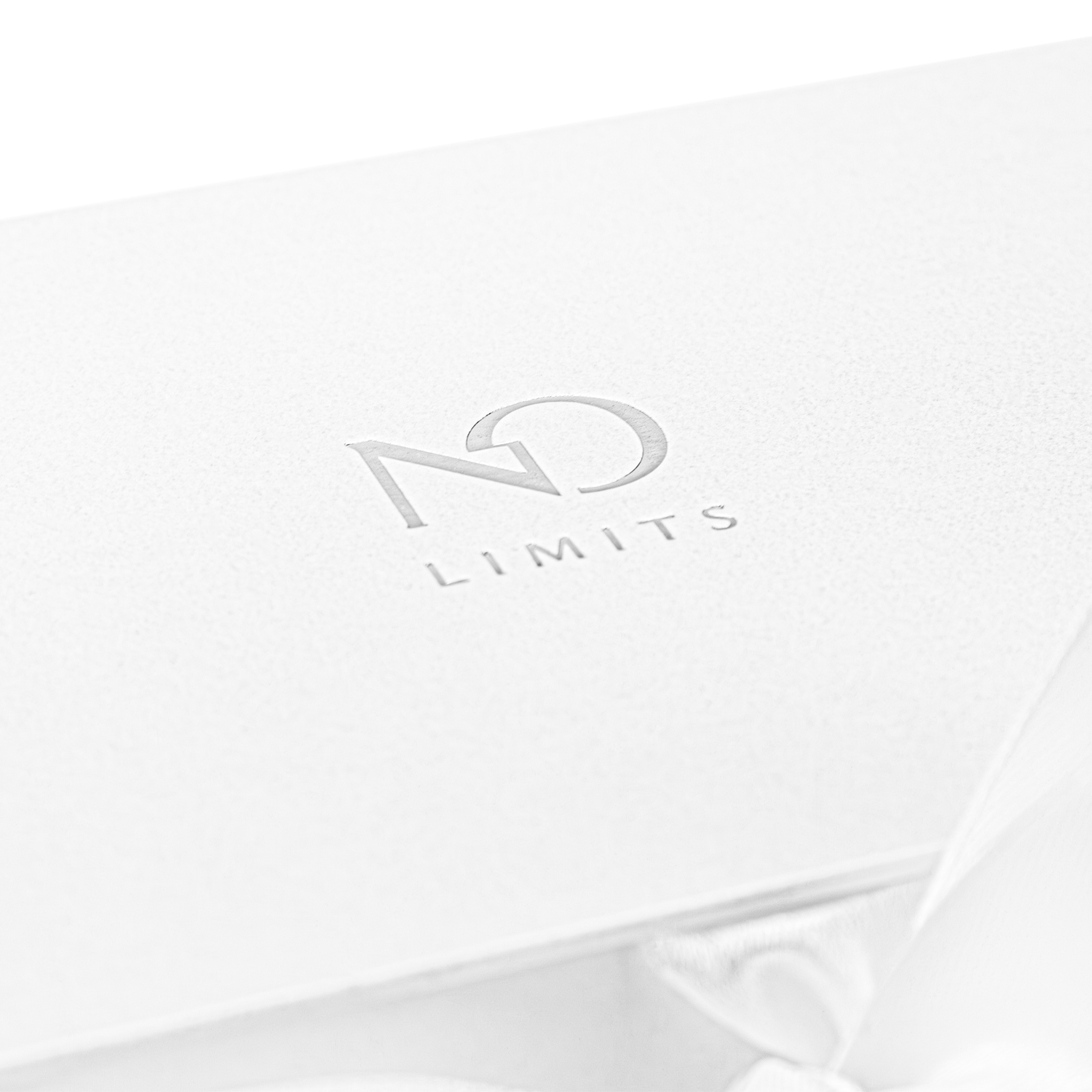 Подарункова коробка NO LIMITS NO Limits